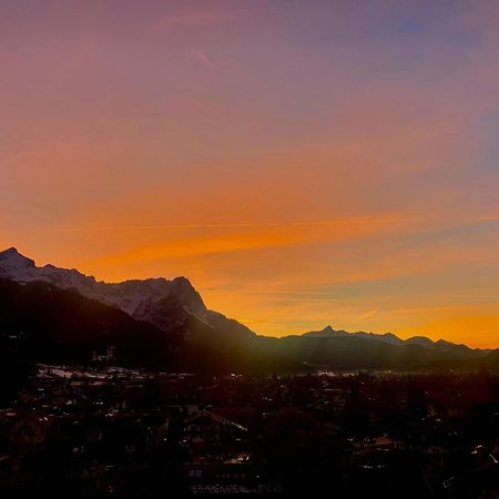 Apartament Dachterrasse Panorama-Glueck II Garmisch-Partenkirchen Zewnętrze zdjęcie