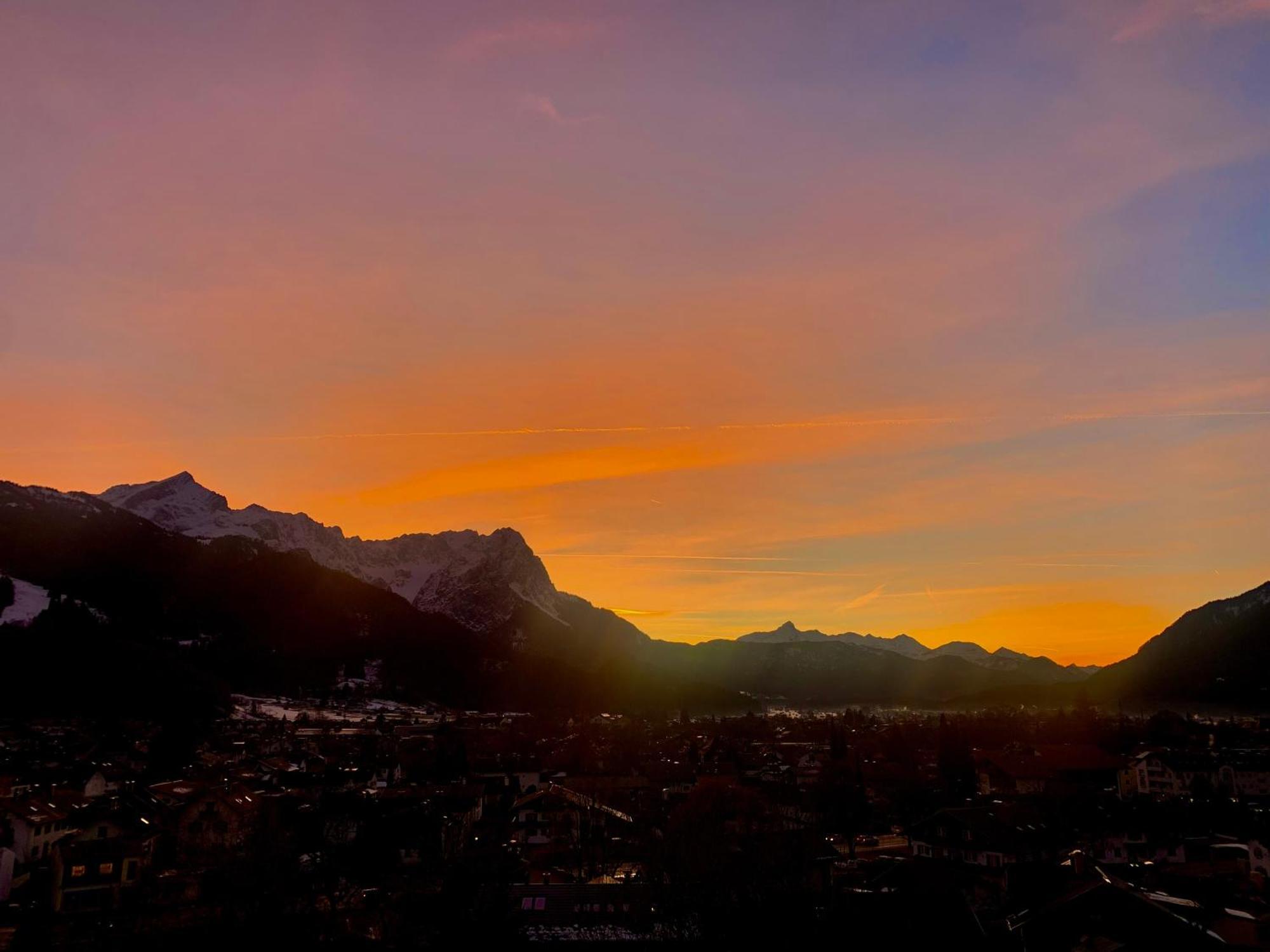 Apartament Dachterrasse Panorama-Glueck II Garmisch-Partenkirchen Zewnętrze zdjęcie