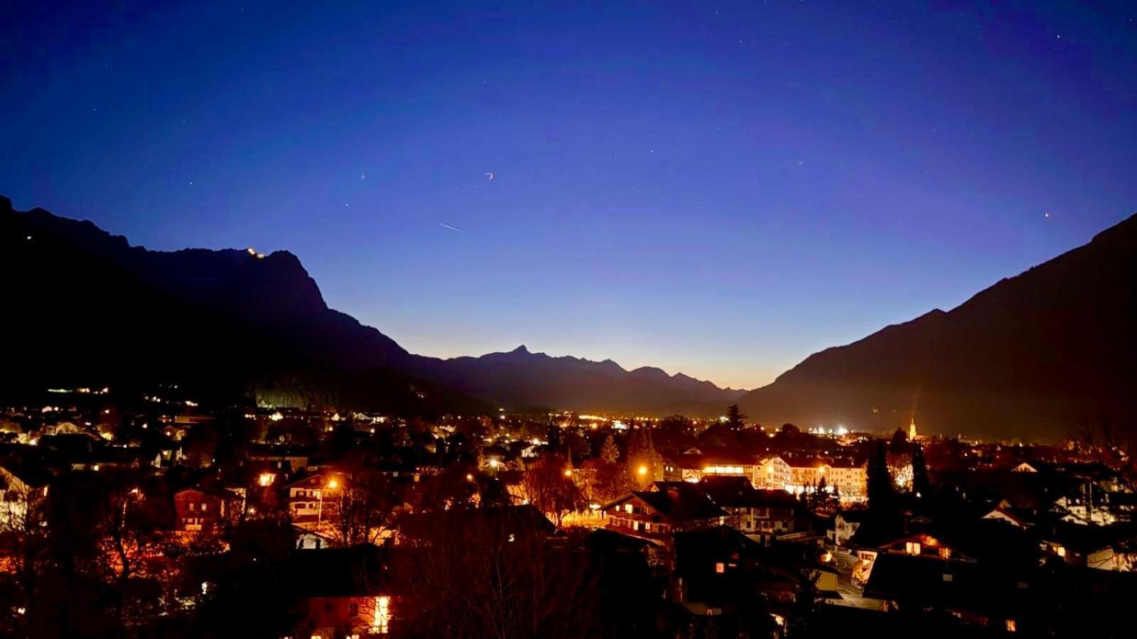 Apartament Dachterrasse Panorama-Glueck II Garmisch-Partenkirchen Zewnętrze zdjęcie